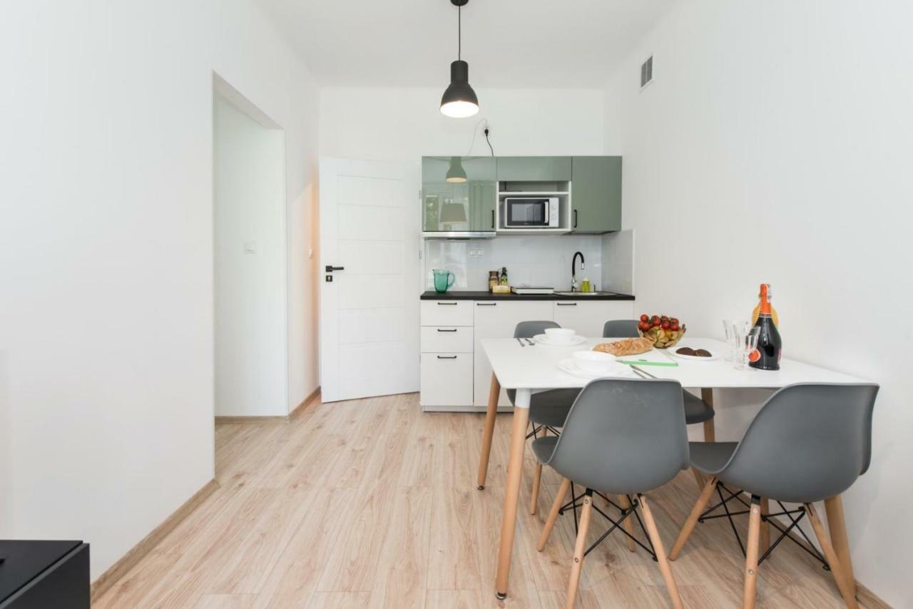 Superapart Gagarina Ministudio Varşovia Exterior foto